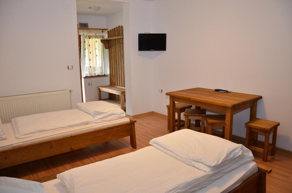Bed and breakfast Lapociu *